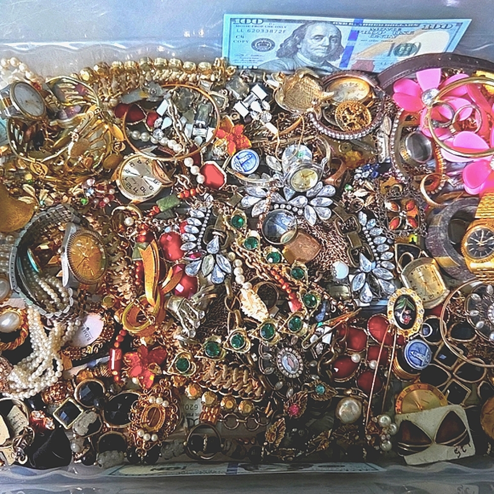 Huge Lot Jewelry(GT-2)